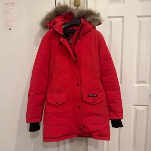Canada Goose Women's Trillium Parka • Small